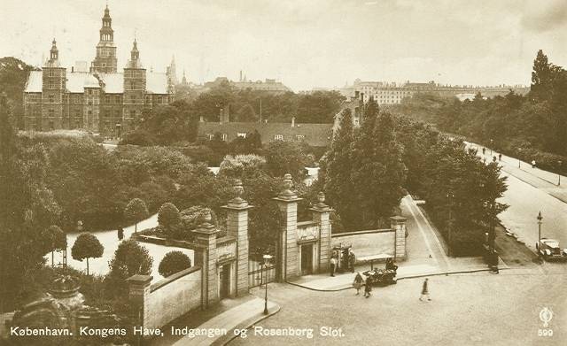 georg-brandes-plads-postkort-nr-599-med-dronningeporten-afsendt-i-1930