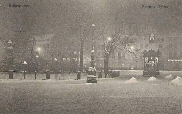 kongens-nytorv-postkort-med-torvet-i-snevejr-afsendt-i-1908