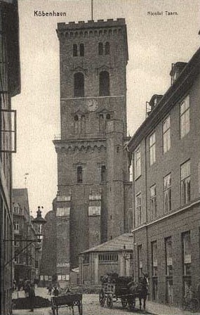 lille-kirkestraede-postkort-set-fra-admiralgade-afsendt-i-1909
