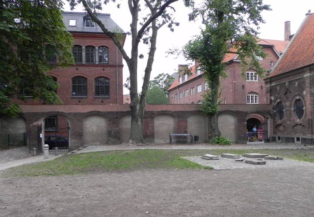 Sankt Peders Stræde 2 - 42