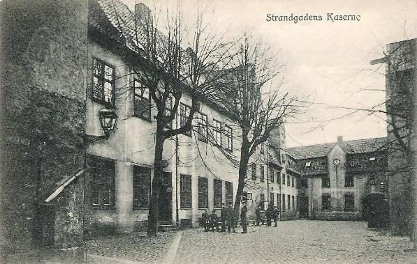 strandgadens-kaserne-postkort-fra-1908