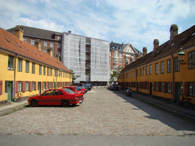 tigergade-set-mod-store-kongensgade-foto-fra-juli-2009